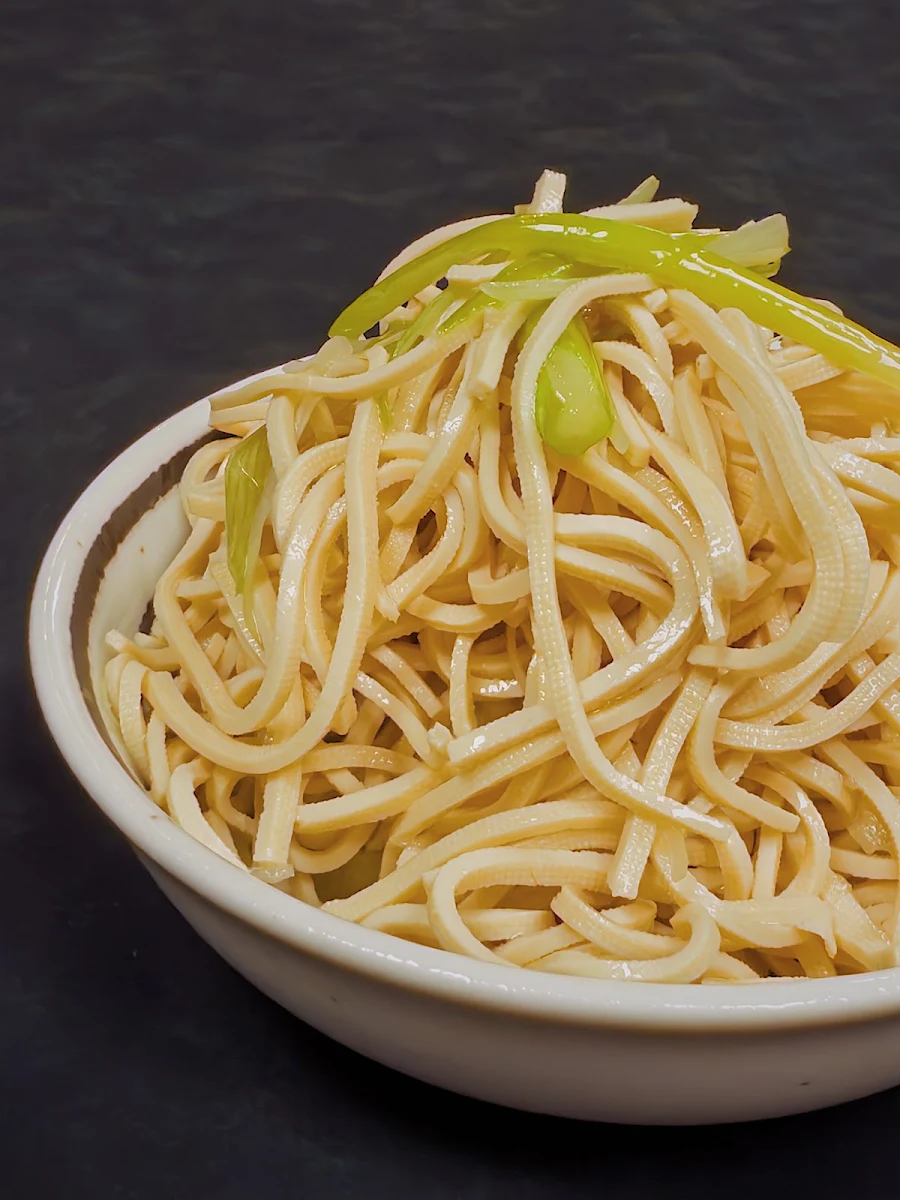 shredded dried bean curd 凉拌干丝